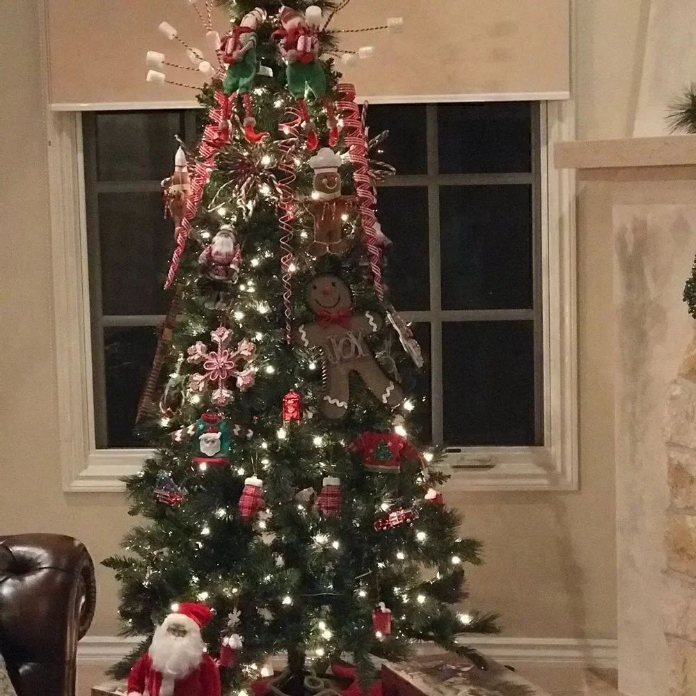 Candy Land Christmas 9’ Tree and Ornaments